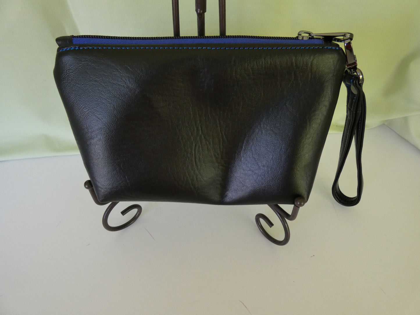 Academy Girl Wristlet