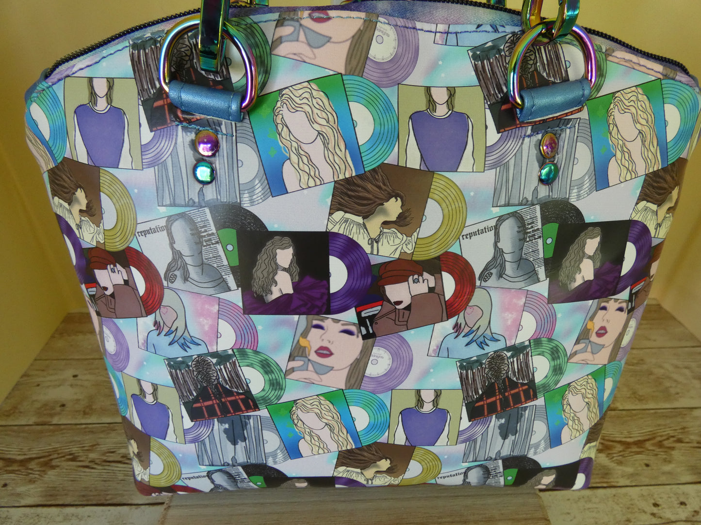 TS Inspired Handbag