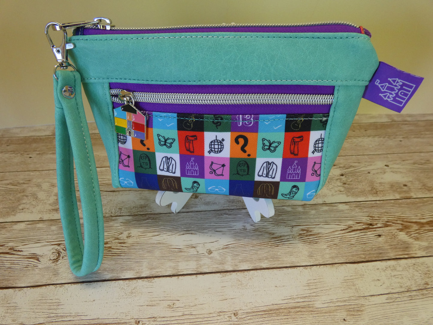 Tour Themed Wristlet