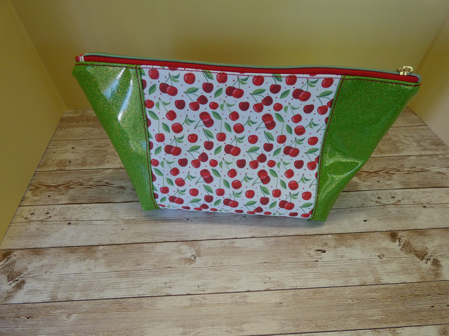 Cherries Beauty Bag